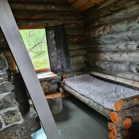 Lakeside Hukkajaervi No Electricity No Running Water Kaaresuvanto