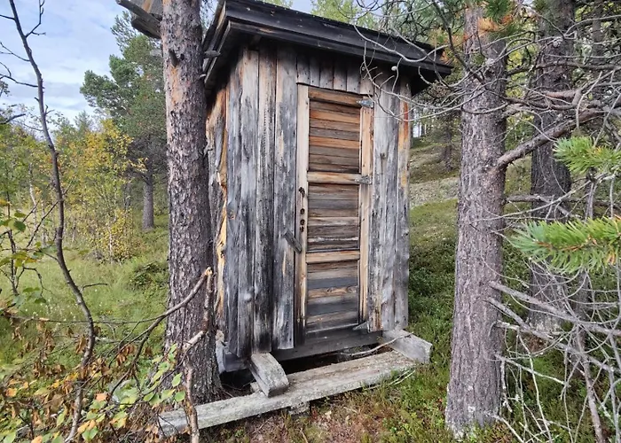 Lakeside Hukkajaervi No Electricity No Running Water